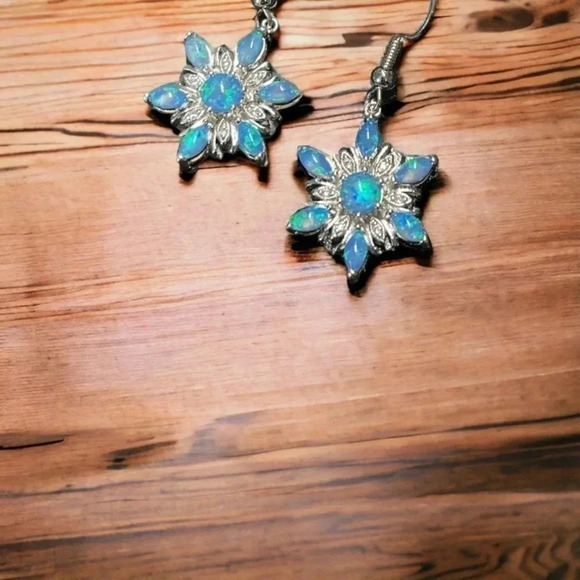 Blue Snowflake Earrings - Picture 2 of 2